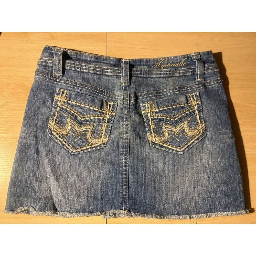 Hydraulic jean skirt
